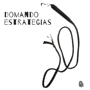 Un látigo en blanco y negro. Carátula del Podcast Domando Estrategias by Carmen Miravalls. Mentora de Negocios especializada en Embudos de Venta Automatizados con email Marketing. Nómada desde el 2020. Travelcohólica, Eleuteromaníaca y Xenofílica desde que tengo uso de razón.